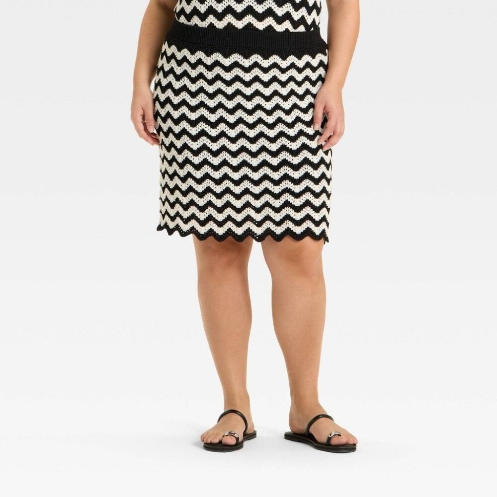 NWT Women's Sweater Mini Skirt - Ava & Viv Black 3X